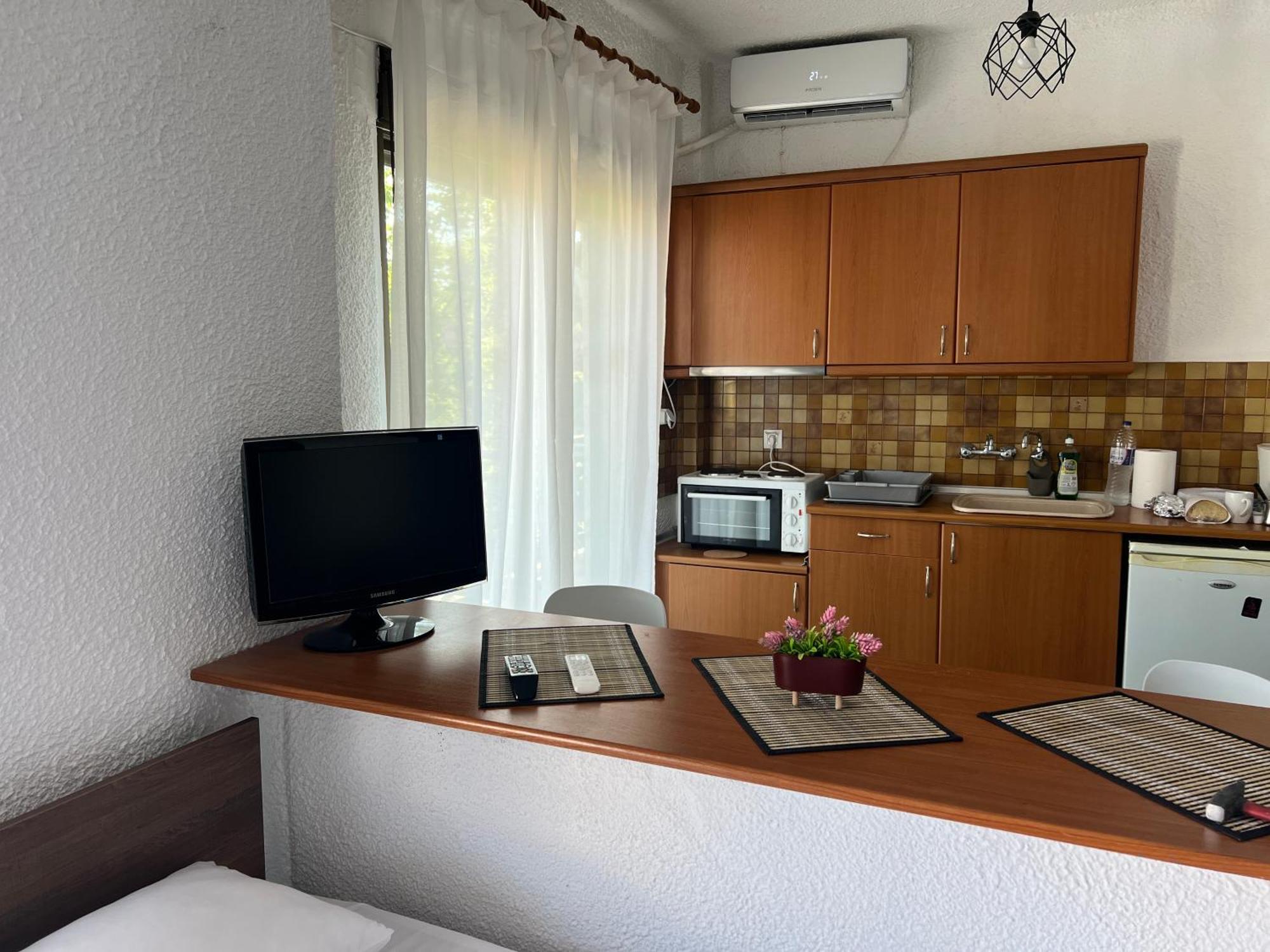 Pelekan And Athina 22 Apartment